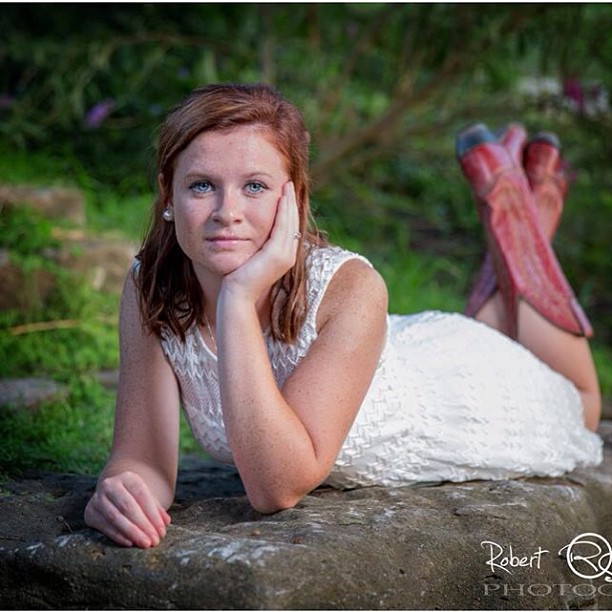 Senior rep Amanda rocking her session tonight!  We had a blast!! #classof2014 #robertswaniganseniors